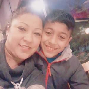 Meet your Posher, Lizbeth